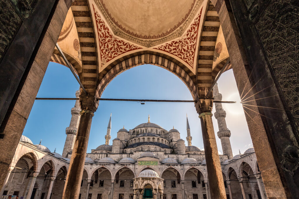 A Journey Through Istanbul: A Captivating Testament to Past Empires