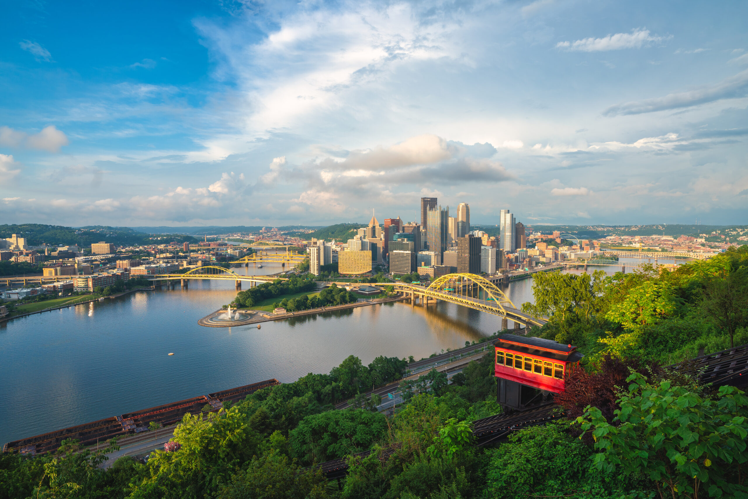 Pittsburgh city view from the Duquesne incline