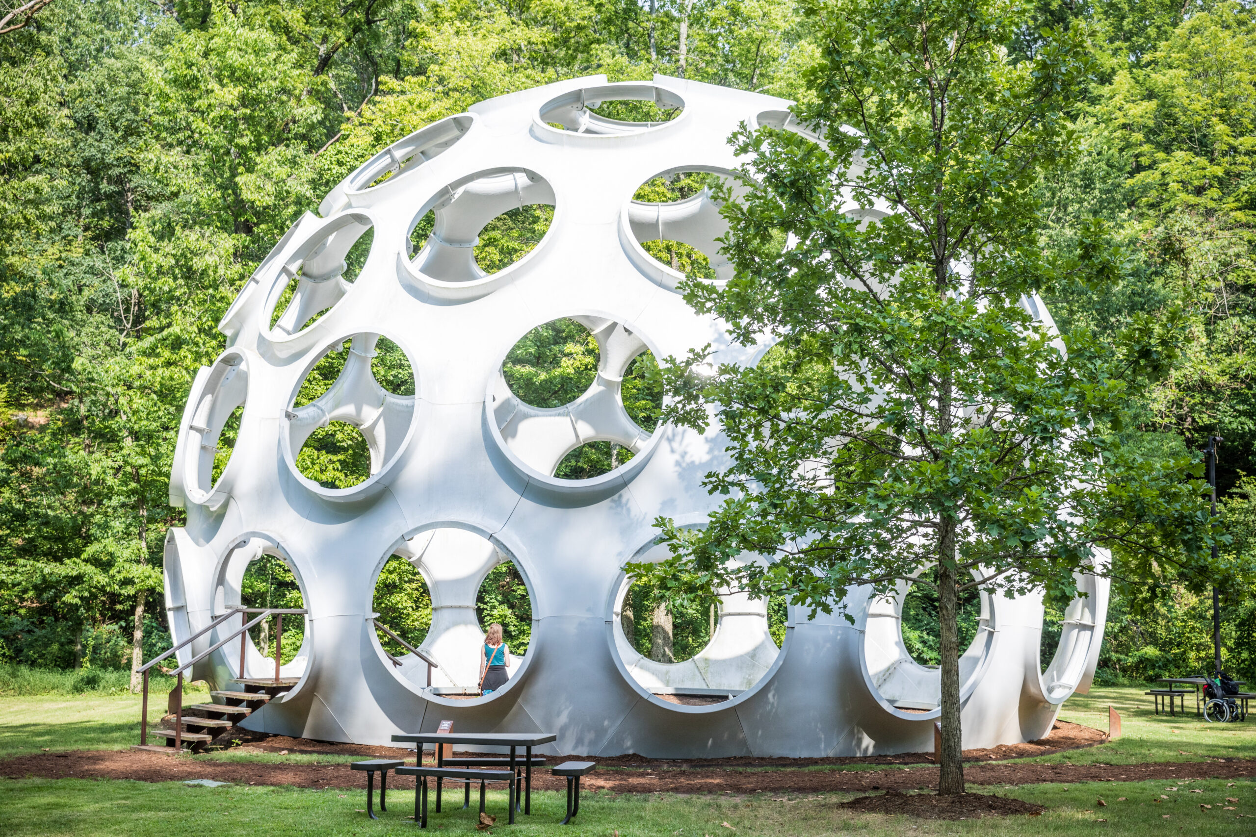 exterior Crystal bridges Kansas City