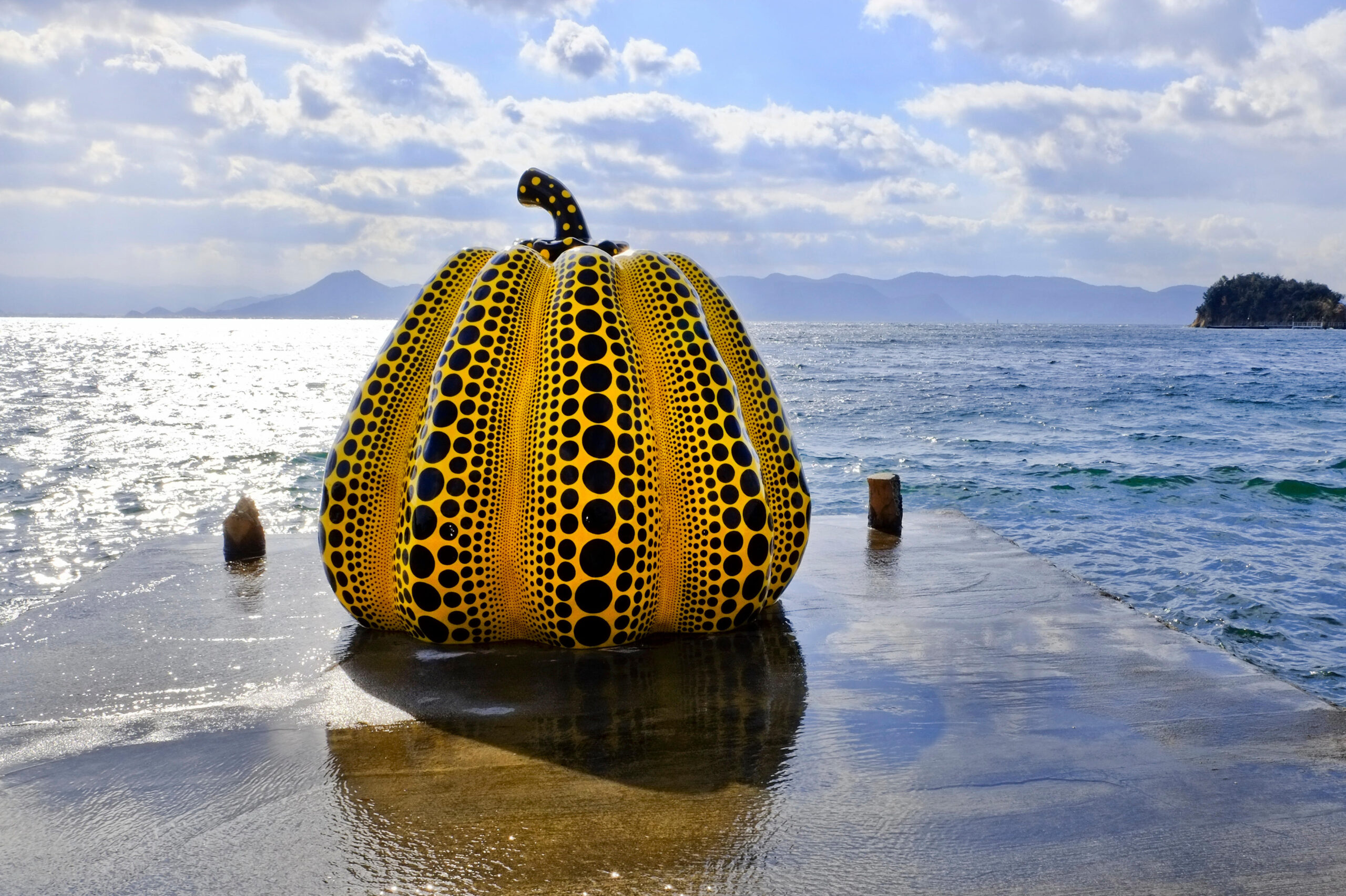 FEHE8T Naoshima art